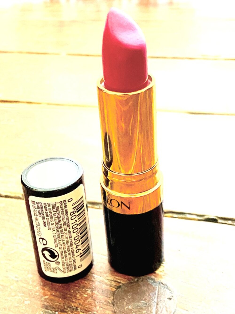Revlon Super Lustrous Lipstick Creme, Cherries In The Snow 440